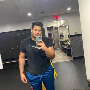 Meet your Posher, Luis